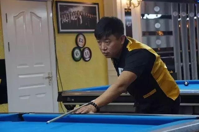 队中令人欣 队中令人欣