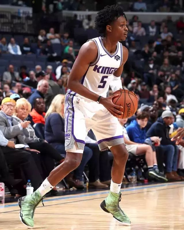 更衣室氛围 更衣室氛围